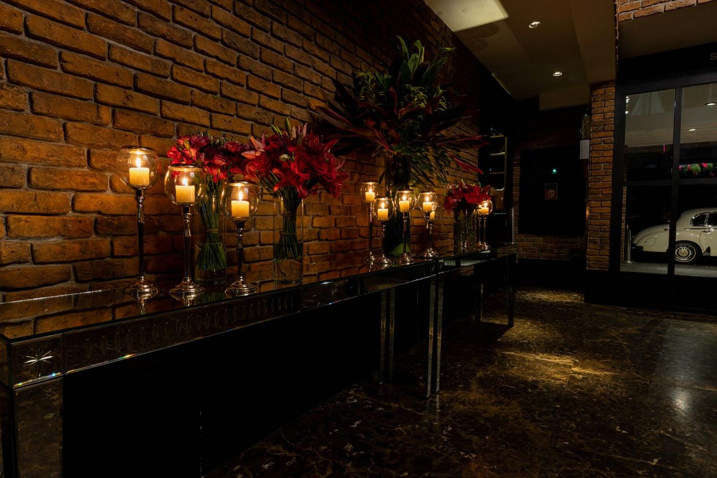 Lounge Atmosphere